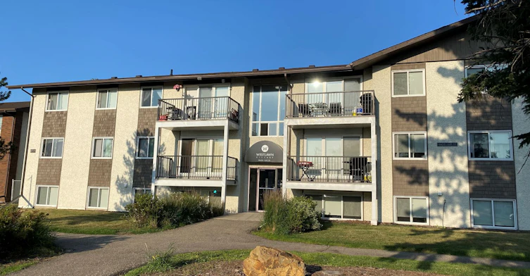 A106-9535 165 Street NW, Edmonton, AB, T5P 3S5