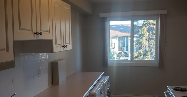 A106-9535 165 Street NW, Edmonton, AB, T5P 3S5 - 2