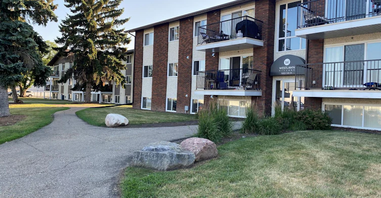 B308-9535 165 Street NW, Edmonton, AB, T5P 3S5 - 2