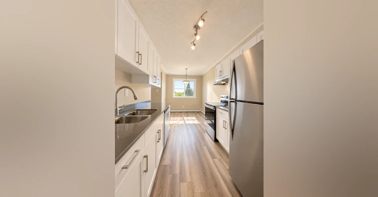 A15-4007 108th Street NW, Edmonton, AB, T6J 2L5 - 3