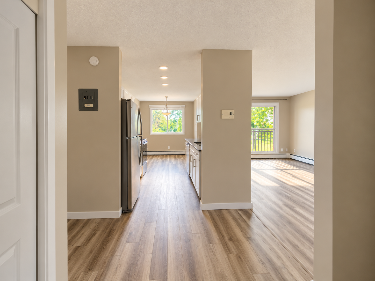 A15-4007 108th Street NW, Edmonton, AB, T6J 2L5 - 4