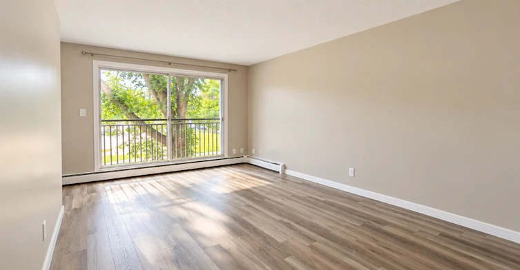 A15-4007 108th Street NW, Edmonton, AB, T6J 2L5 - 5