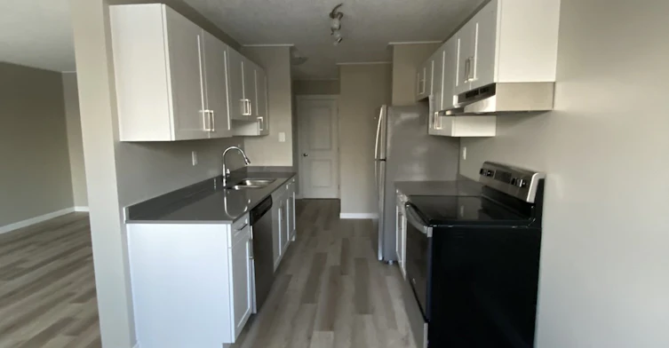 A21-4007 108th Street NW, Edmonton, AB, T6J 2L5 - 3