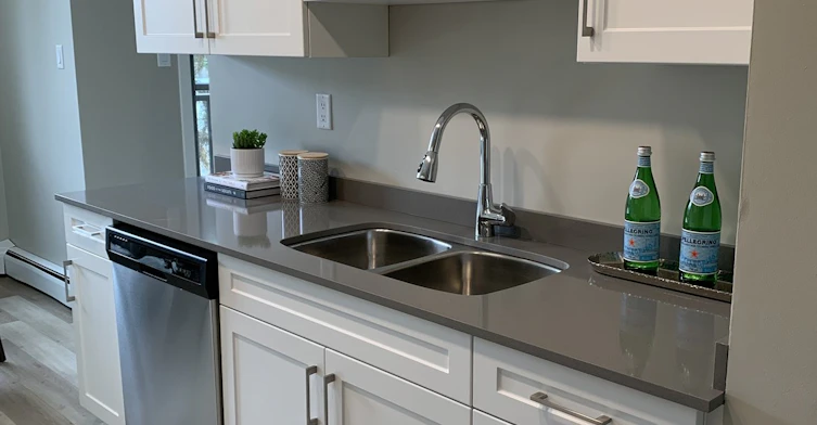 A21-4007 108th Street NW, Edmonton, AB, T6J 2L5 - 6