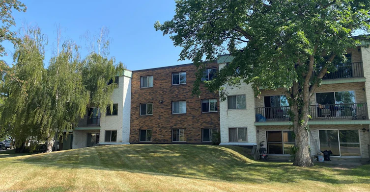 A42-4007 108th Street NW, Edmonton, AB, T6J 2L5 - 7