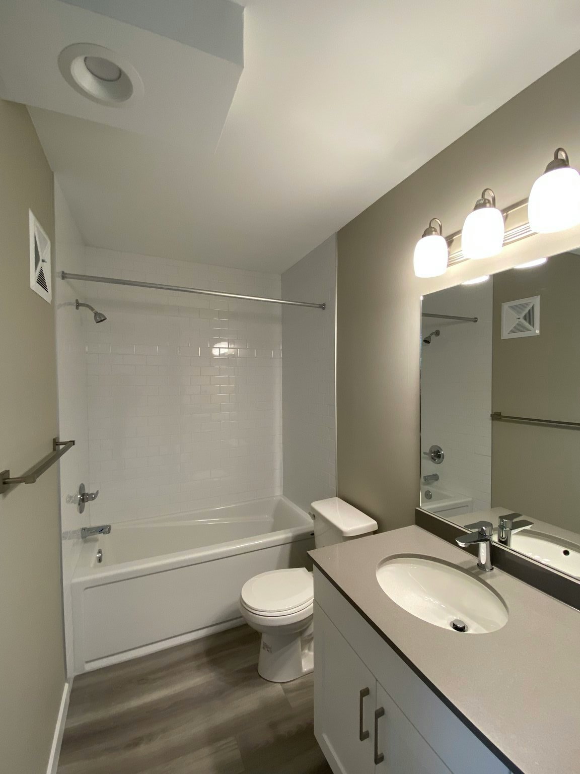 C120-4007 108th Street NW, Edmonton, AB, T6J 2L5 - 7