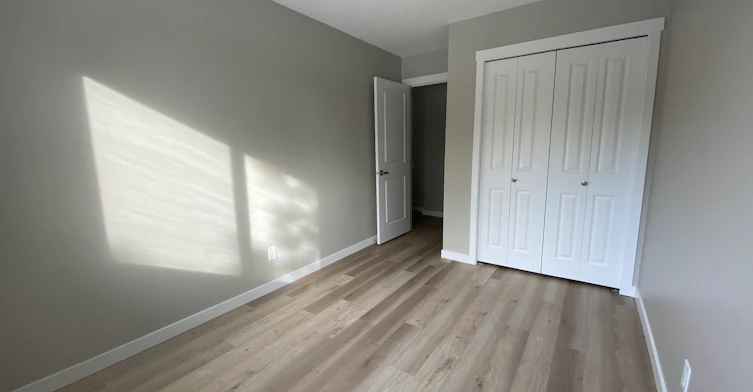 D146-4007 108th Street NW, Edmonton, AB, T6J 2L5 - 5