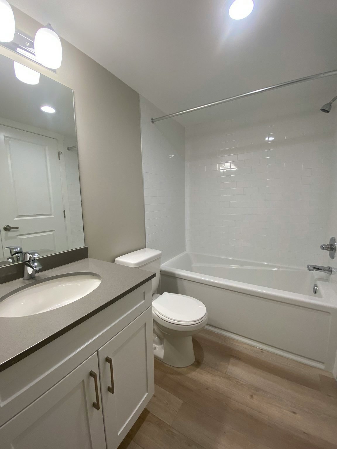 D146-4007 108th Street NW, Edmonton, AB, T6J 2L5 - 8