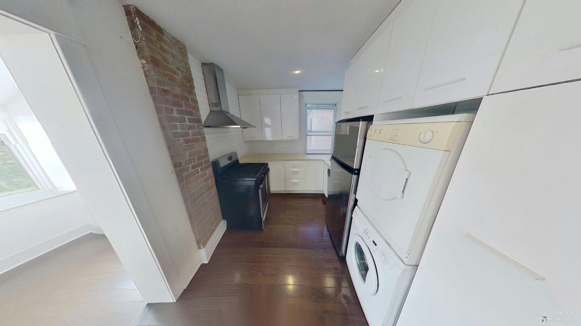 Apt 2-21 Rusholme Park Crescent, Toronto, ON, M6J 2E1 - 3
