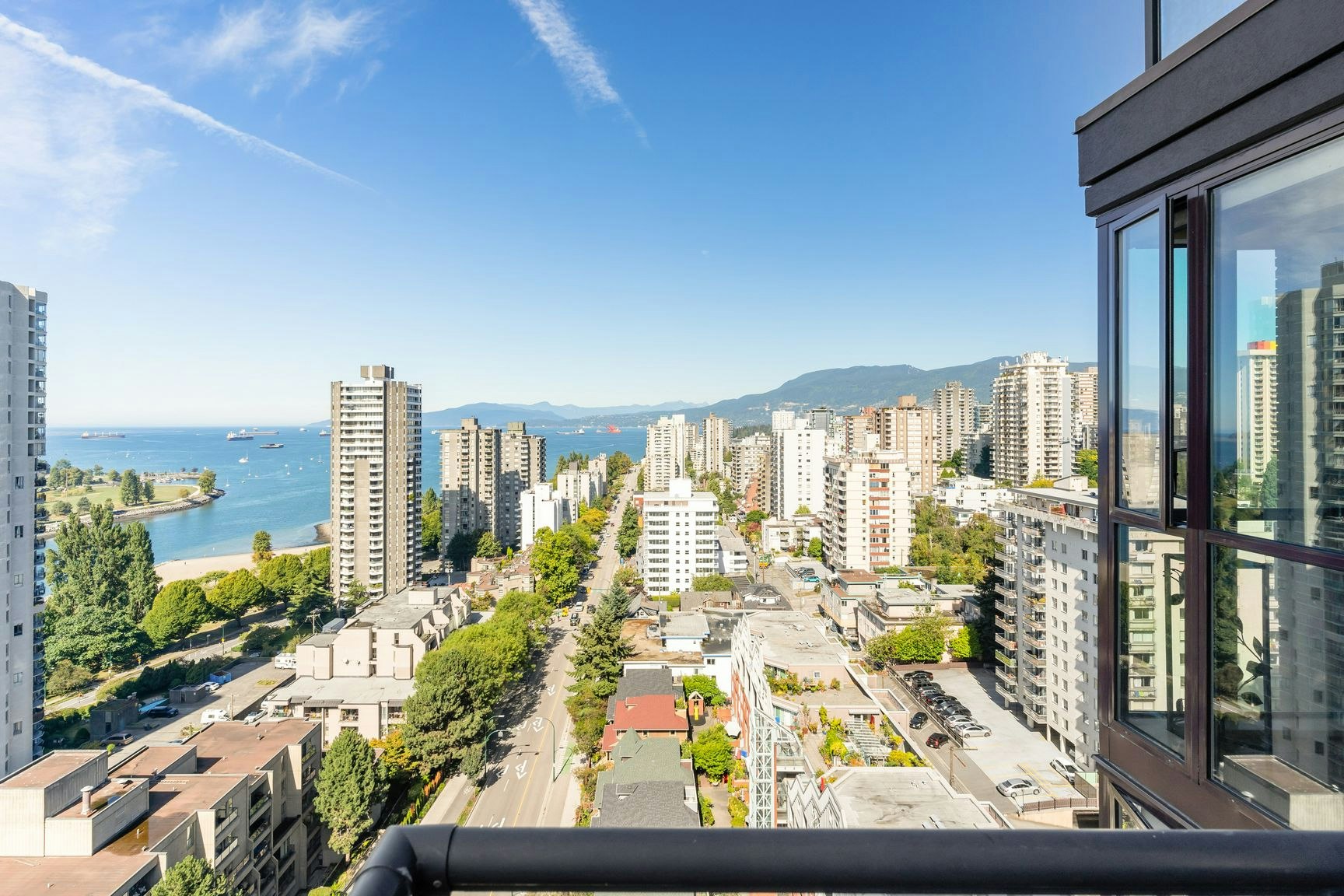 2003-1003 Pacific Street, Vancouver, BC, V6E 4P2 - 4