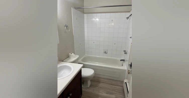 4024 114 Street, Edmonton, AB, T6J 1M6 - 8