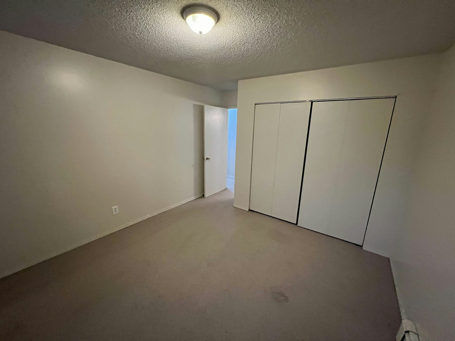 4024 114 Street, Edmonton, AB, T6J 1M6 - 6
