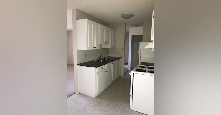 101-4024 114 Street, Edmonton, AB, T6J 1M6 - 2