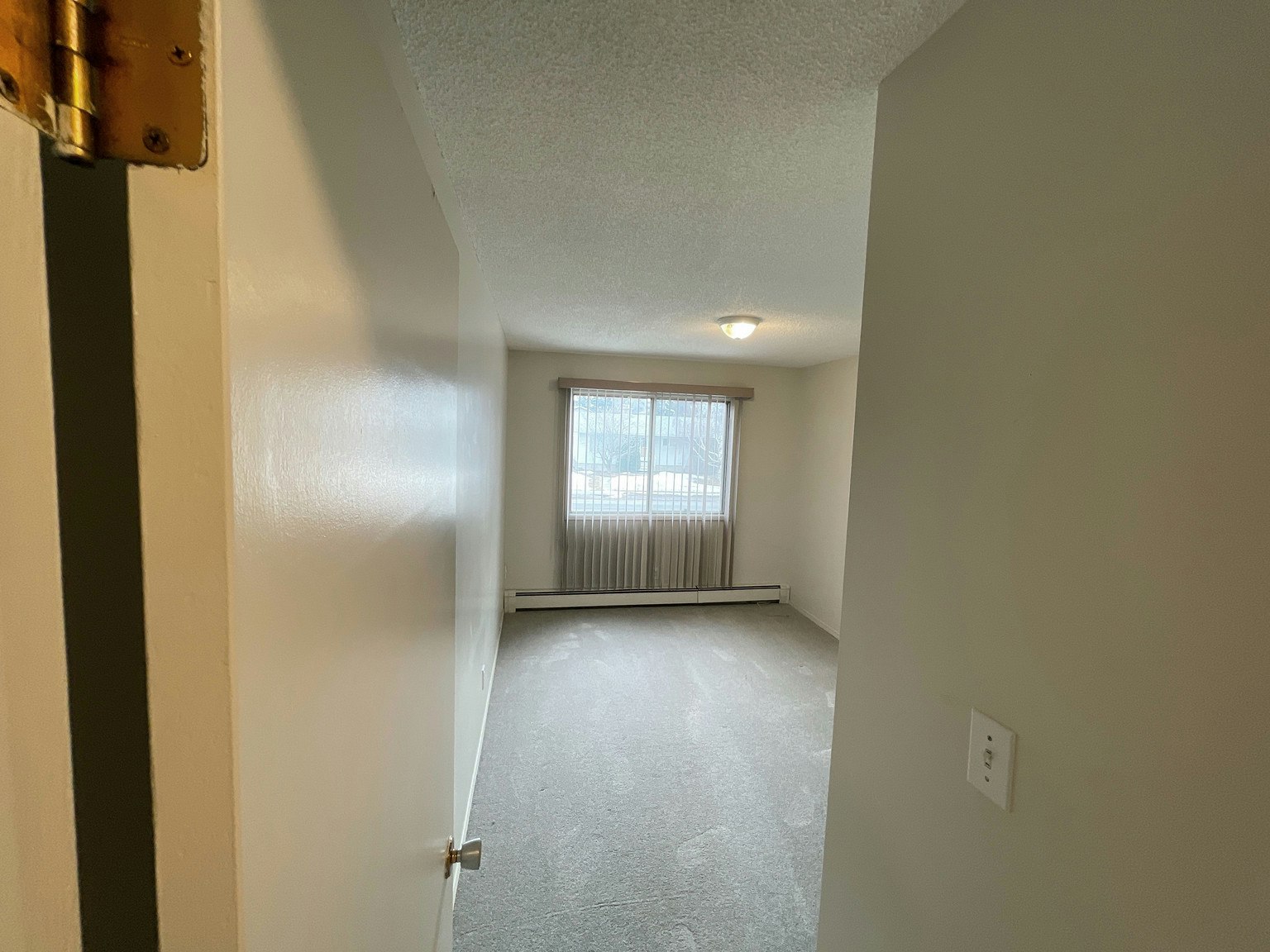101-4024 114 Street, Edmonton, AB, T6J 1M6 - 7