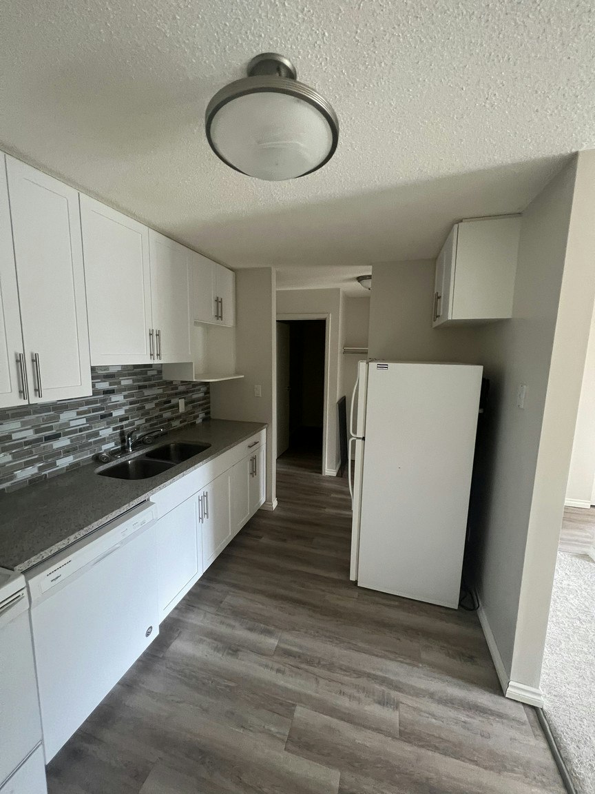 206-5730 52 Street, Wetaskiwin, AB, T9A 2W6 - 3