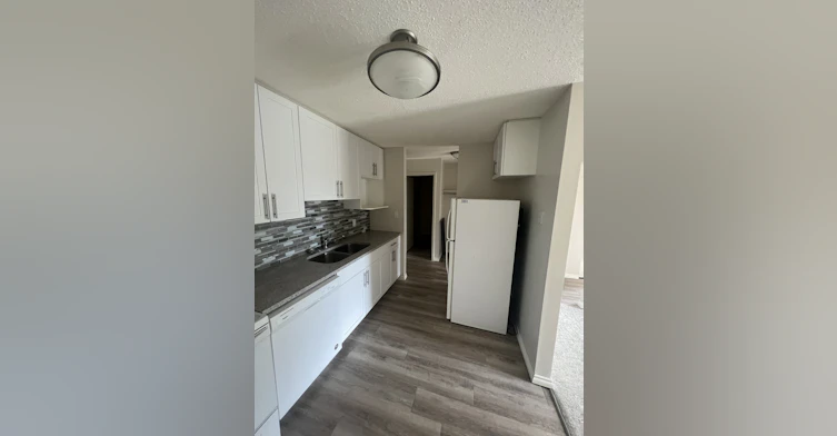 206-5730 52 Street, Wetaskiwin, AB, T9A 2W6 - 3