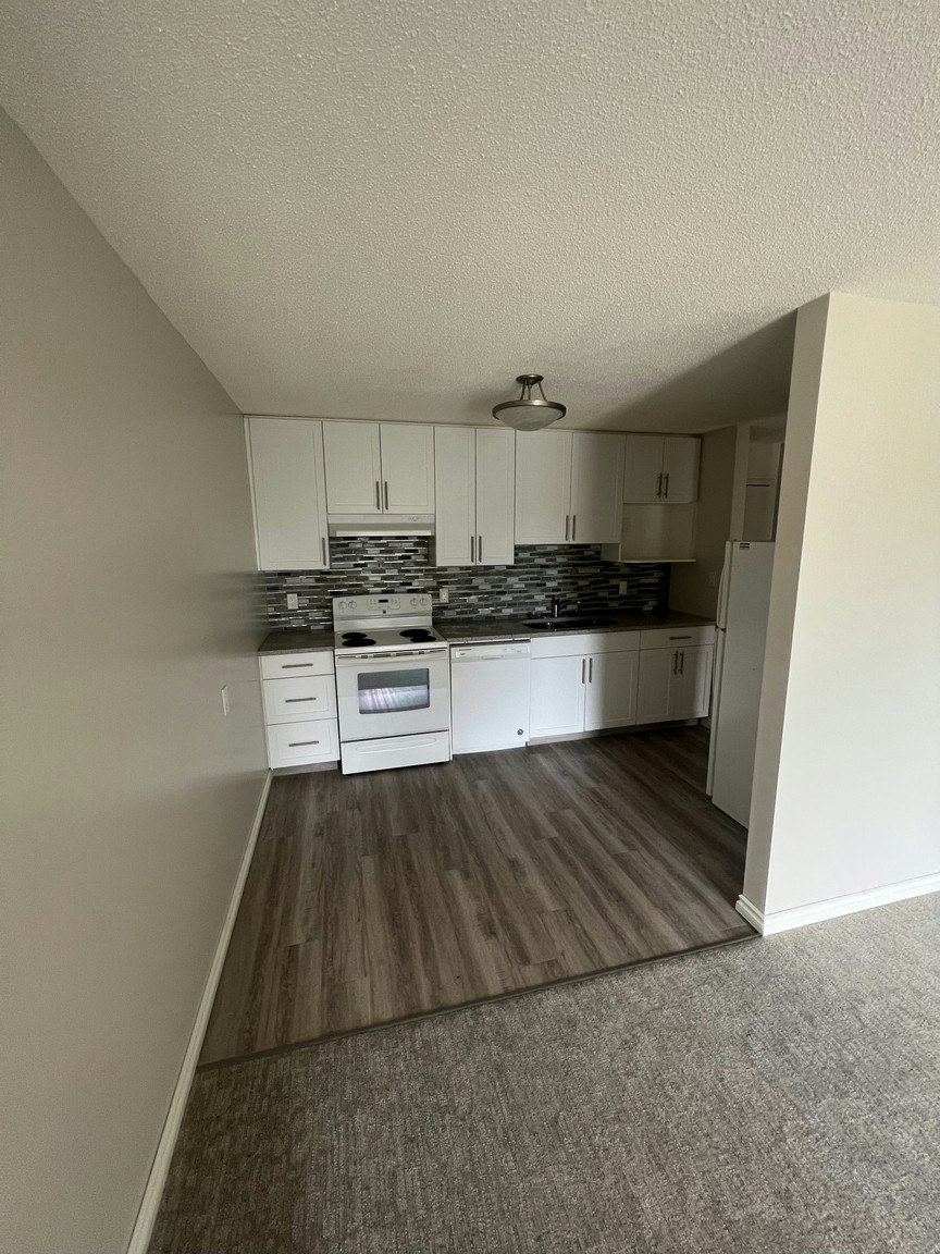 206-5730 52 Street, Wetaskiwin, AB, T9A 2W6 - 2