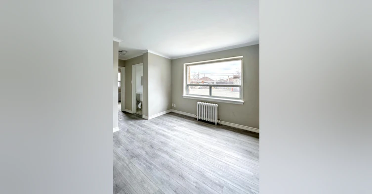 923 Wilson Avenue, Toronto, ON, M3K 1E9