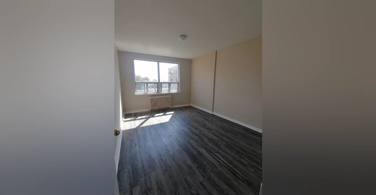 450 Winona Drive, Toronto, ON, M6C 3T9