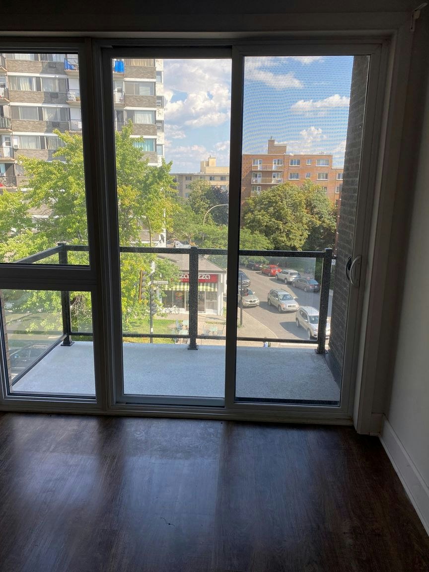 3405 Benny, Montréal, QC, H4B 0A4 - 9