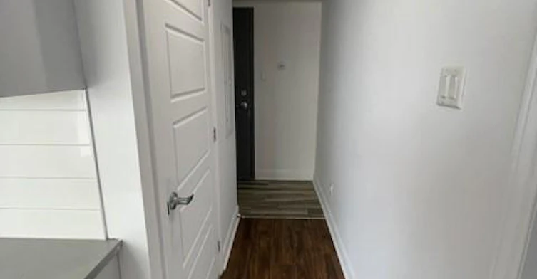 211-7070 Cote Saint Luc Road, Côte-Saint-Luc, QC, H4V 1J4 - 2