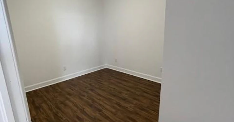 211-7070 Cote Saint Luc Road, Côte-Saint-Luc, QC, H4V 1J4 - 8