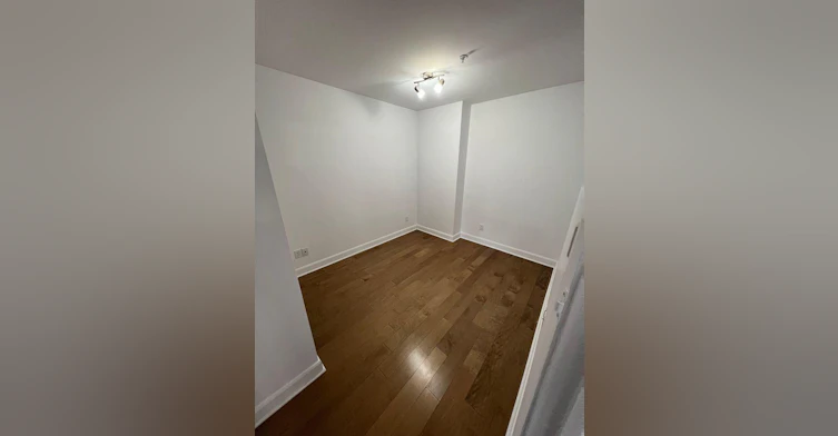 7070 Cote Saint Luc Road, Montréal, QC, H4V 1J4 - 4