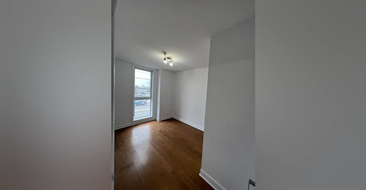 7070 Cote Saint Luc Road, Montréal, QC, H4V 1J4 - 8