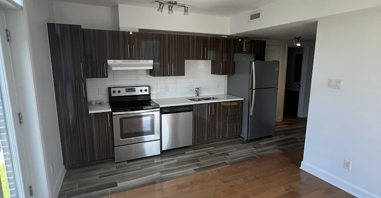 311-7070 Cote Saint Luc Road, Montréal, QC, H4V 1J4 - 11
