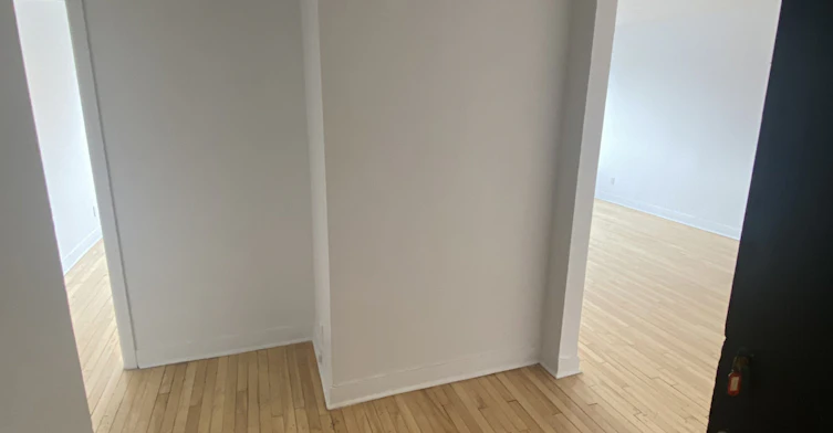 405-5475 Westminster, Côte-Saint-Luc, QC, H4X 2A4
