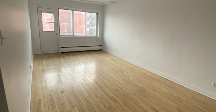 405-5475 Westminster, Côte-Saint-Luc, QC, H4X 2A4 - 2