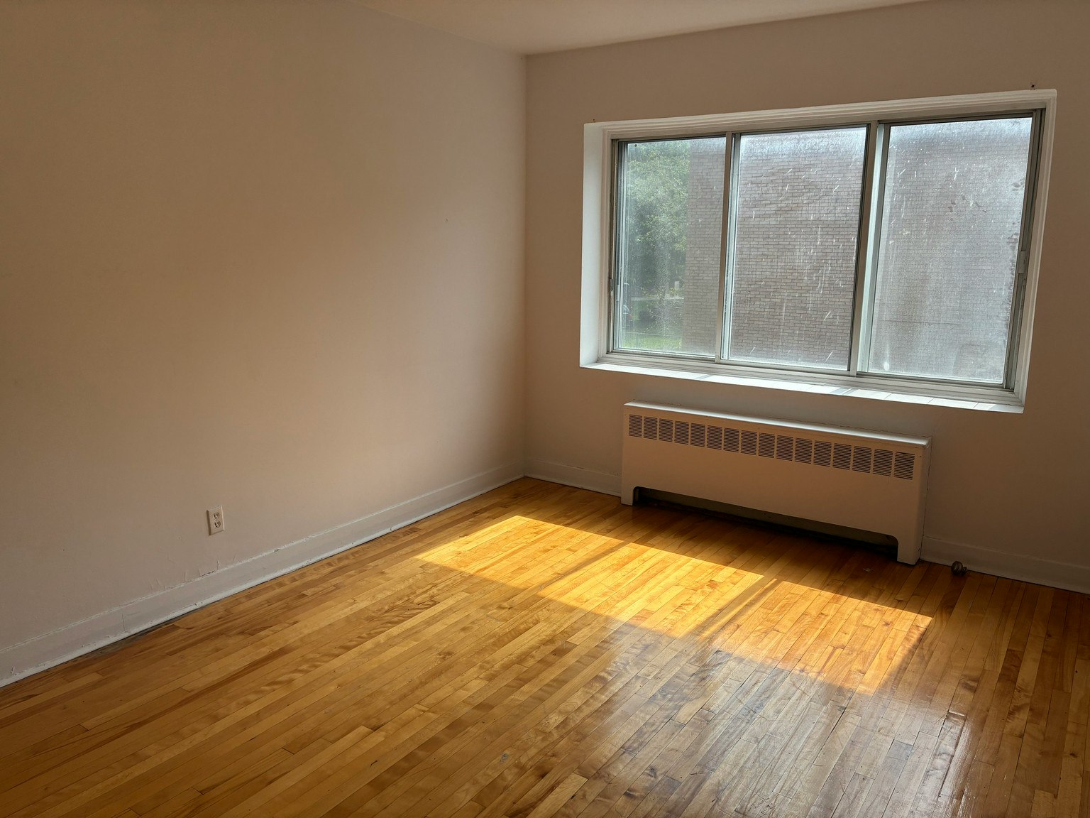 208-5475 Westminster, Côte-Saint-Luc, QC, H4X 2A4 - 6