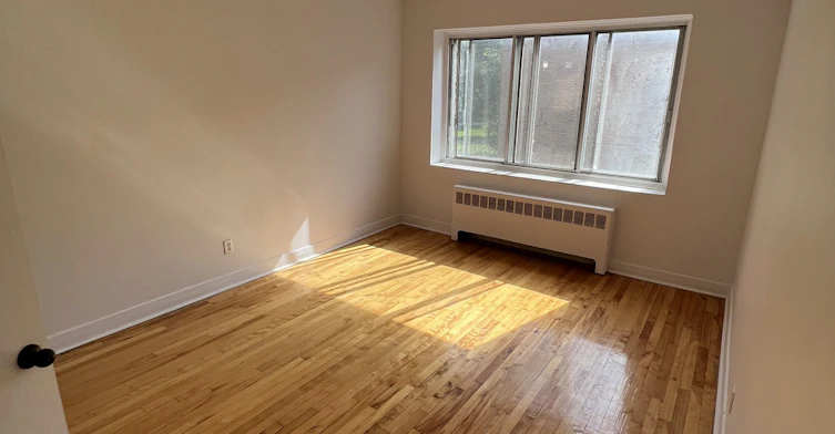 208-5475 Westminster, Côte-Saint-Luc, QC, H4X 2A4 - 11