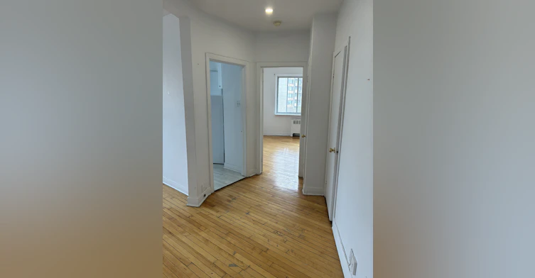 402-5475 Westminster, Côte-Saint-Luc, QC, H4X 2A4