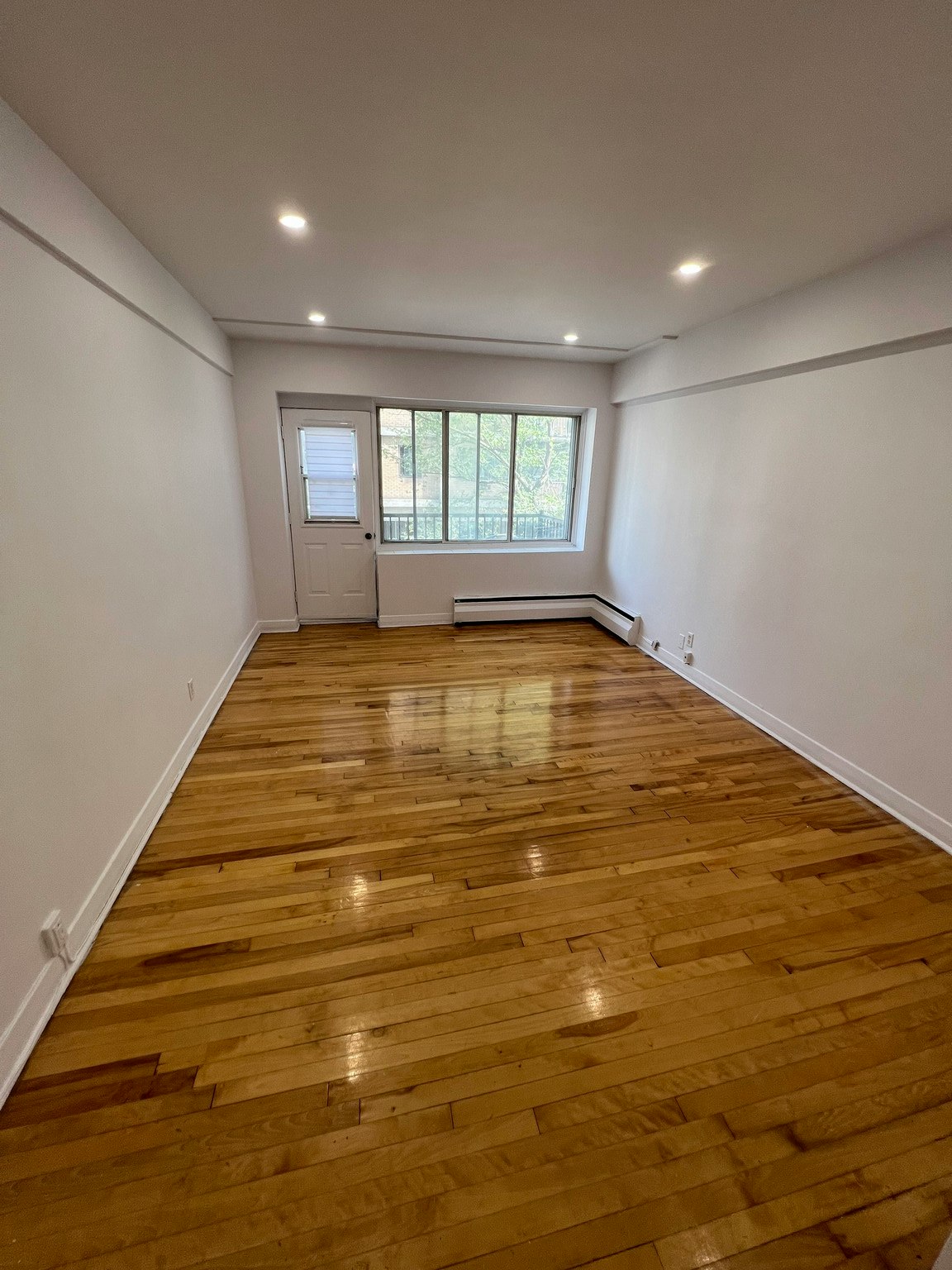 5475 Westminster, Côte-Saint-Luc, QC, H4X 2A4 - 9