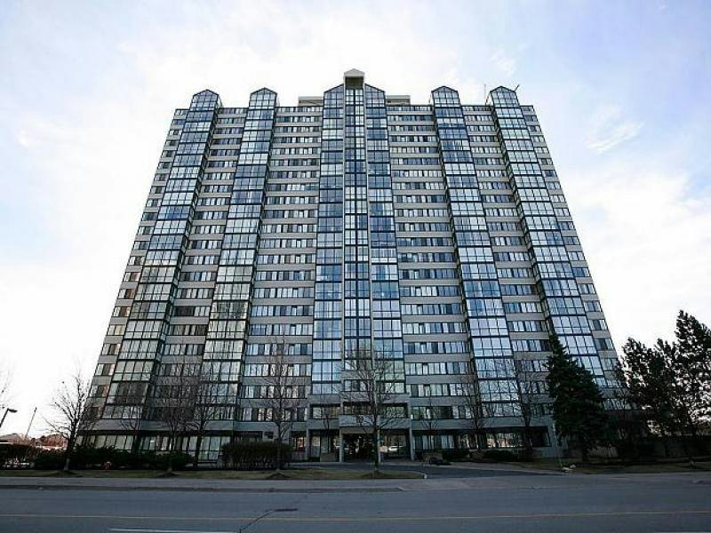 506-350 Webb Drive, Mississauga, ON, L5B 3W4