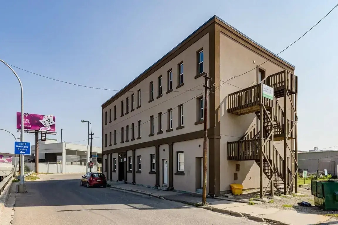 02-1601 Broad Street, Regina, SK, S4P 1X3 - 8