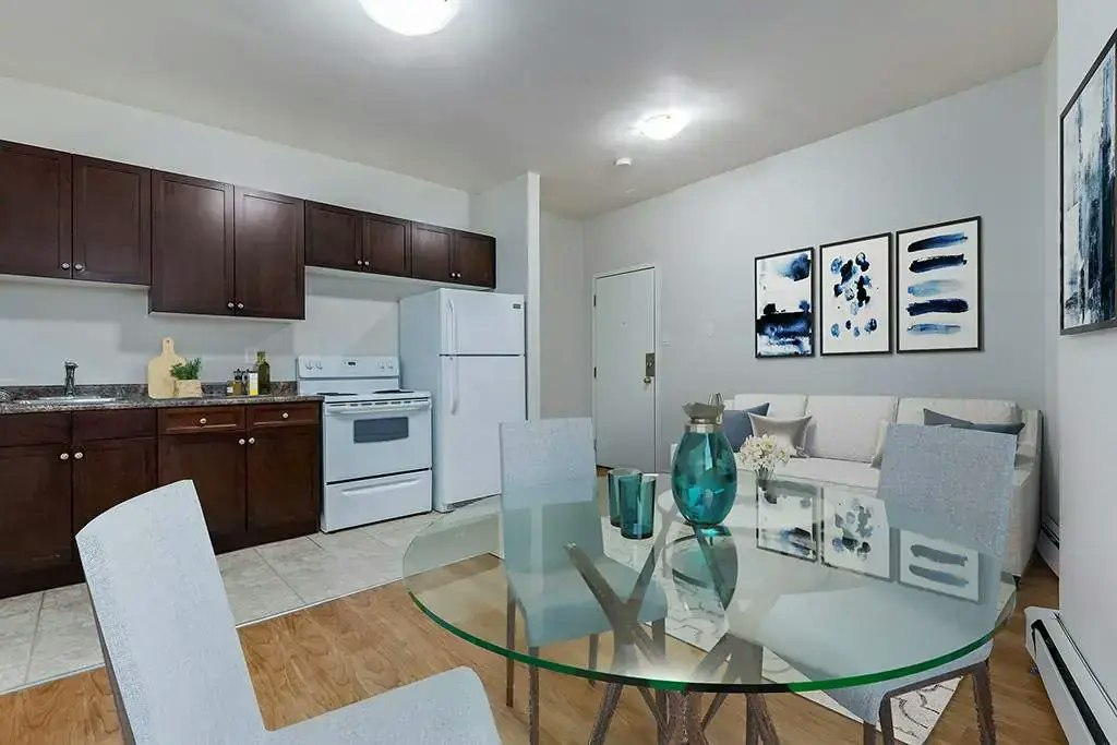 20-1601 Broad Street, Regina, SK, S4P 1X3 - 2