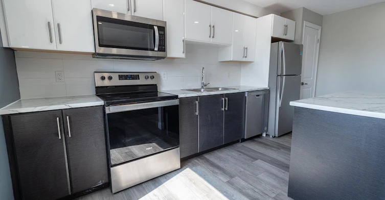 99 Church Street, St. Catharines, ON, L2R 3C9 - 3