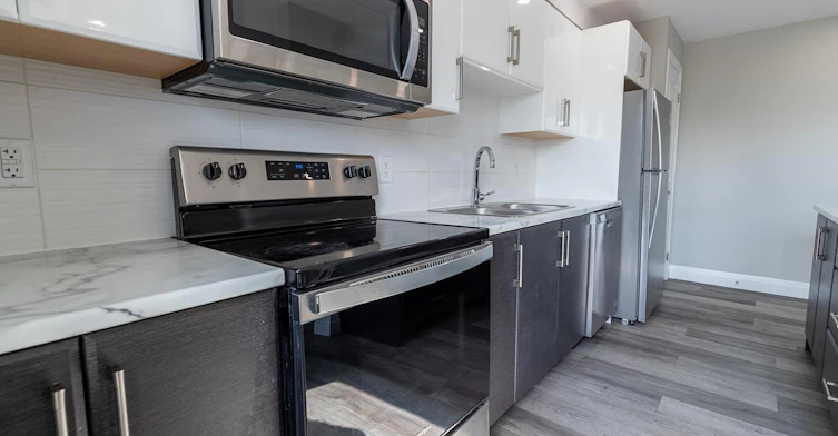 99 Church Street, St. Catharines, ON, L2R 3C9 - 4
