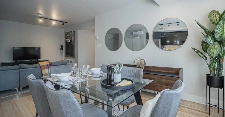 1375 Croissant Sherwood, Mont-Royal, QC, H3R 3C8