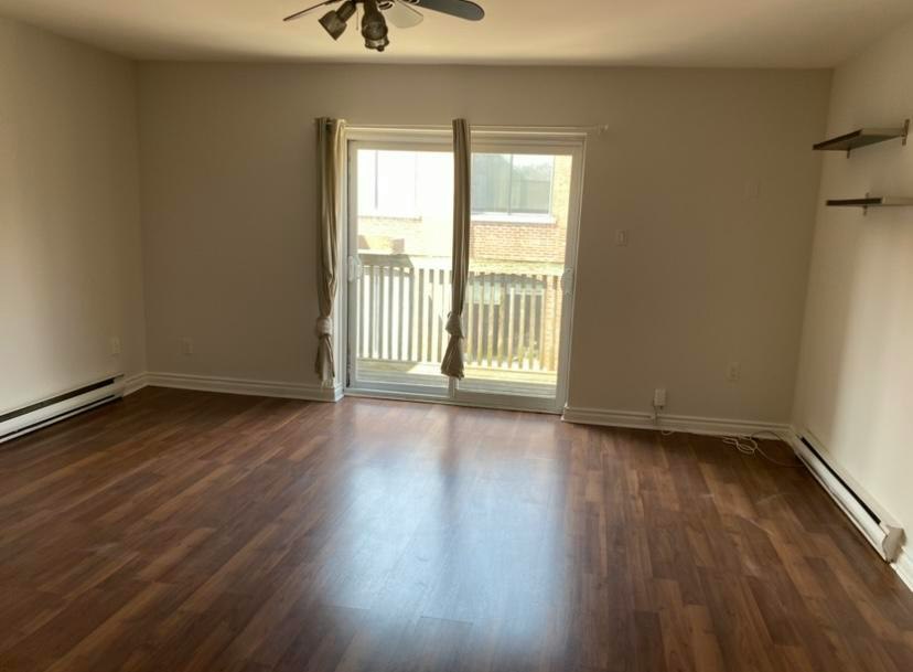2-998 Queen Street East, Toronto, ON, M4M 1K1 - 4