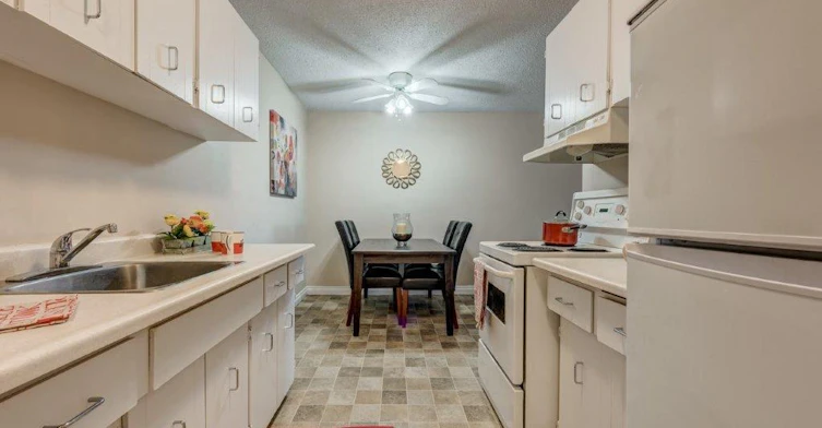 C123-1903 8th Avenue NE, Calgary, AB, T2E 0T3 - 5