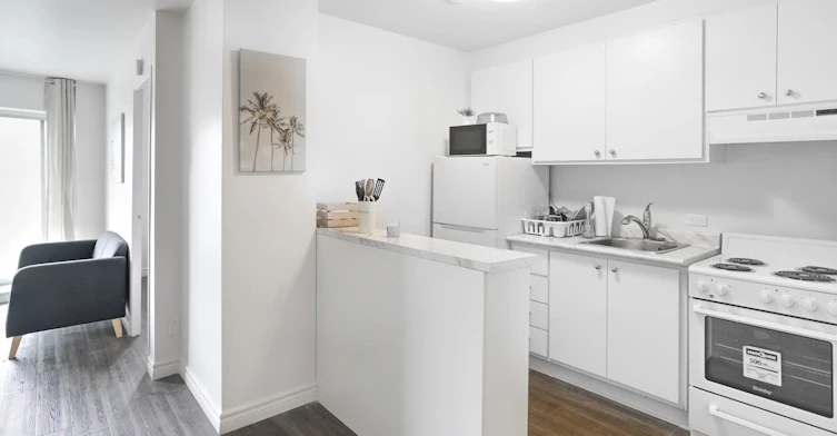 135 Sherbrooke Street East, Montréal, QC, H2X 1C6 - 11