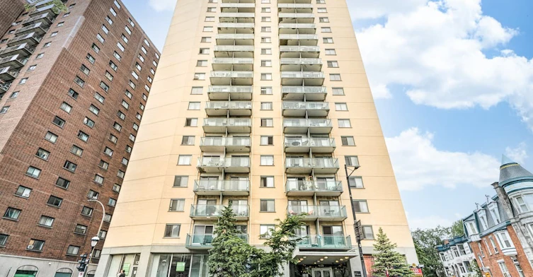 135 Sherbrooke Street East, Montréal, QC, H2X 1C6 - 4
