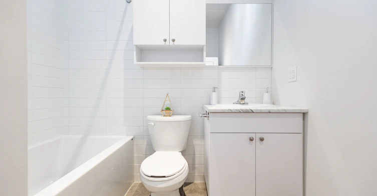 135 Sherbrooke Street East, Montréal, QC, H2X 1C6 - 13