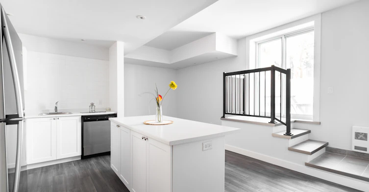 135 Sherbrooke Street East, Montréal, QC, H2X 1C6 - 12