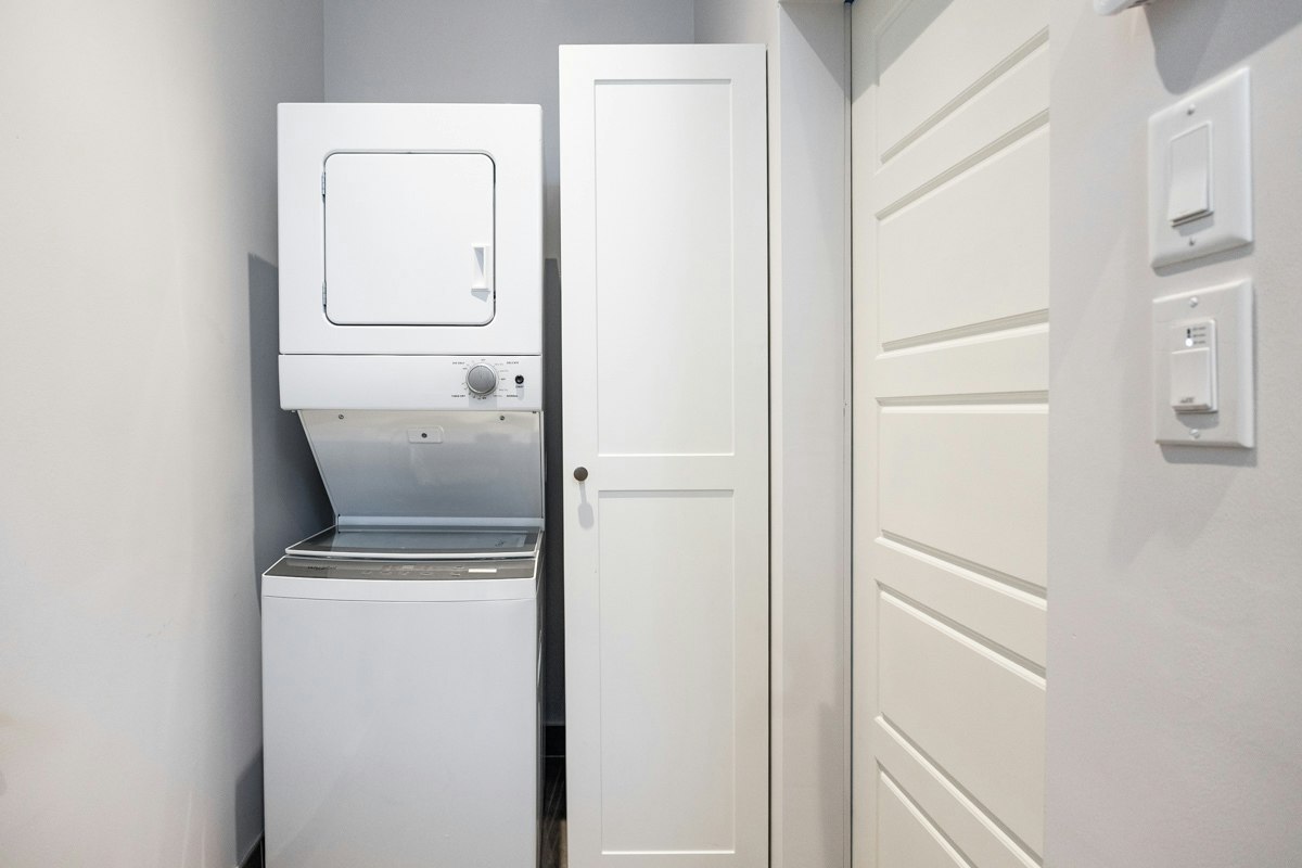 135 Sherbrooke Street East, Montréal, QC, H2X 1C6 - 14