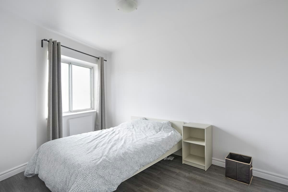135 Sherbrooke Street East, Montréal, QC, H2X 1C6 - 9