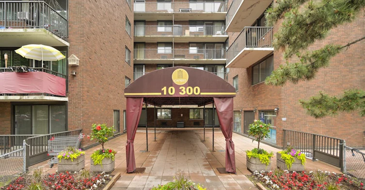 10250 Bois De Boulogne Du Avenue, Montréal, QC, H4N 1K9 - 10